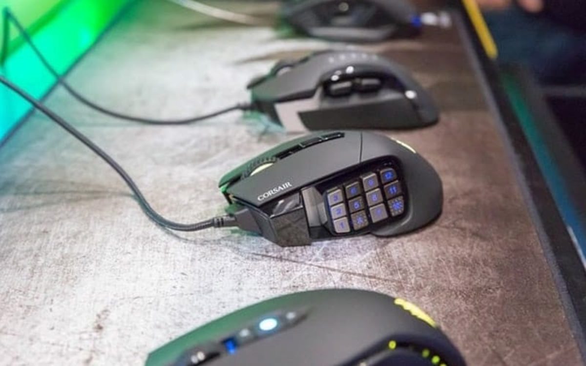 Fortnite Mouse Reduces Sweat Best Mouse For Fortnite In 2021 Pcguide