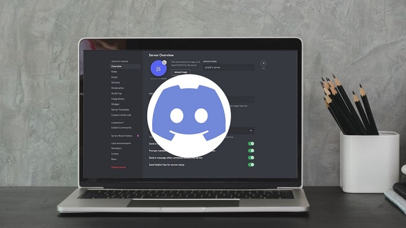 Create Discord server and set up a welcome experience